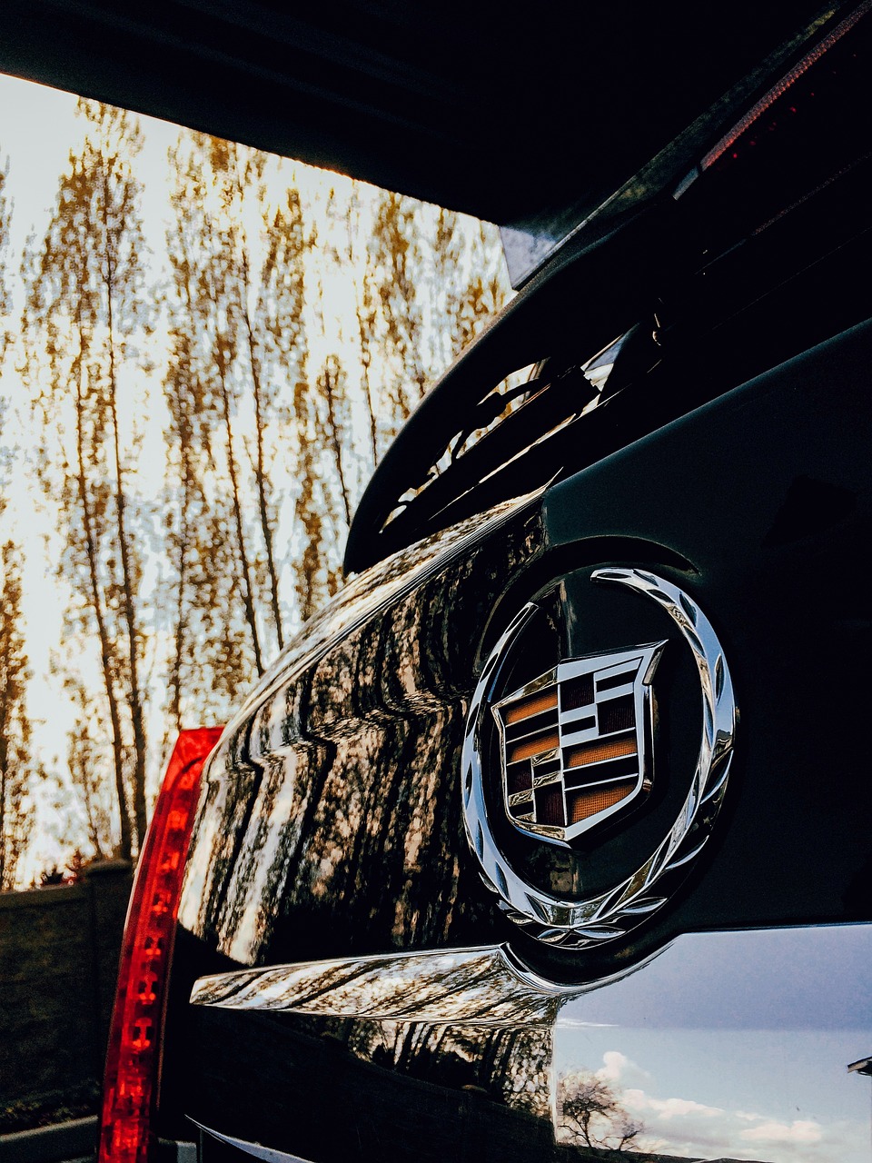 最新款SUV汽車，科技與時尚的完美融合